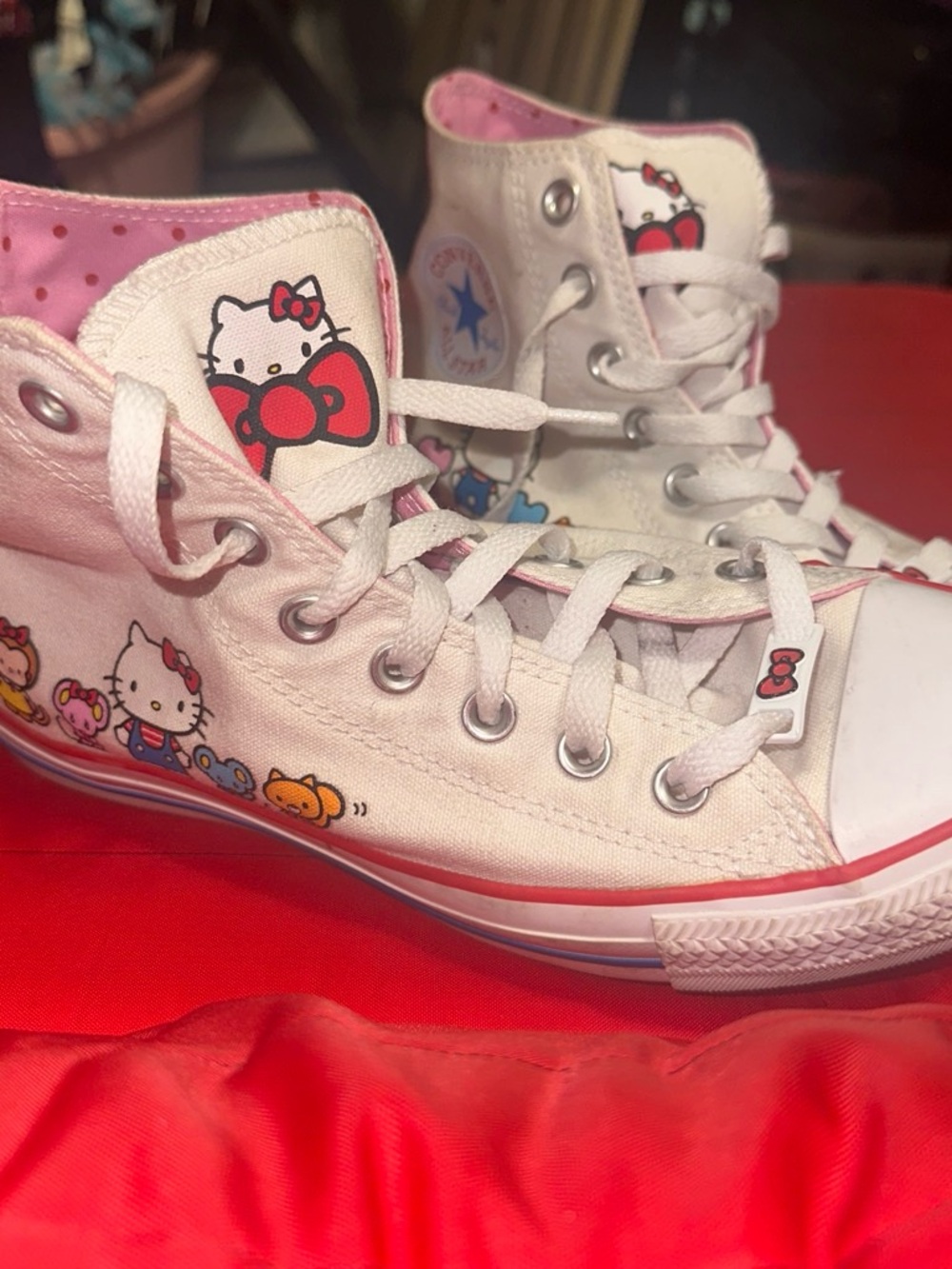 Converse X Hello Kitty chuck taylor all star white womens